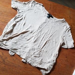 EUC split back forever 21 womens tshirt